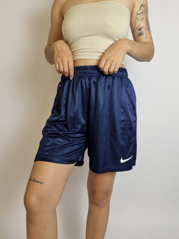 Short vintage bleu foncé Nike L