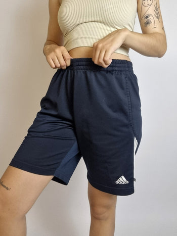 Vintage dunkelblaue Shorts Adidas M