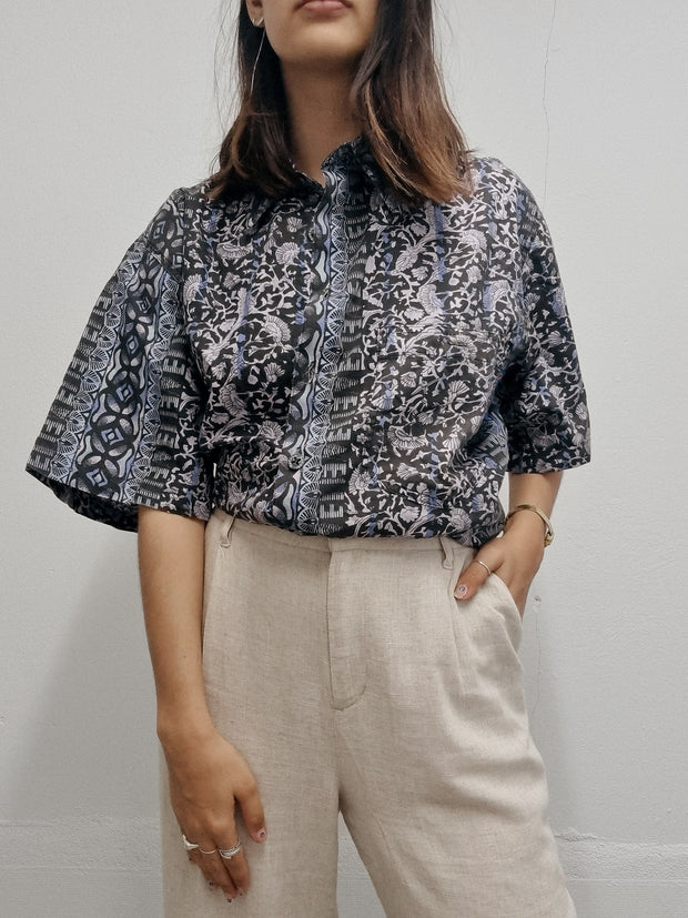 Chemise vintage noire et bleue à motifs L