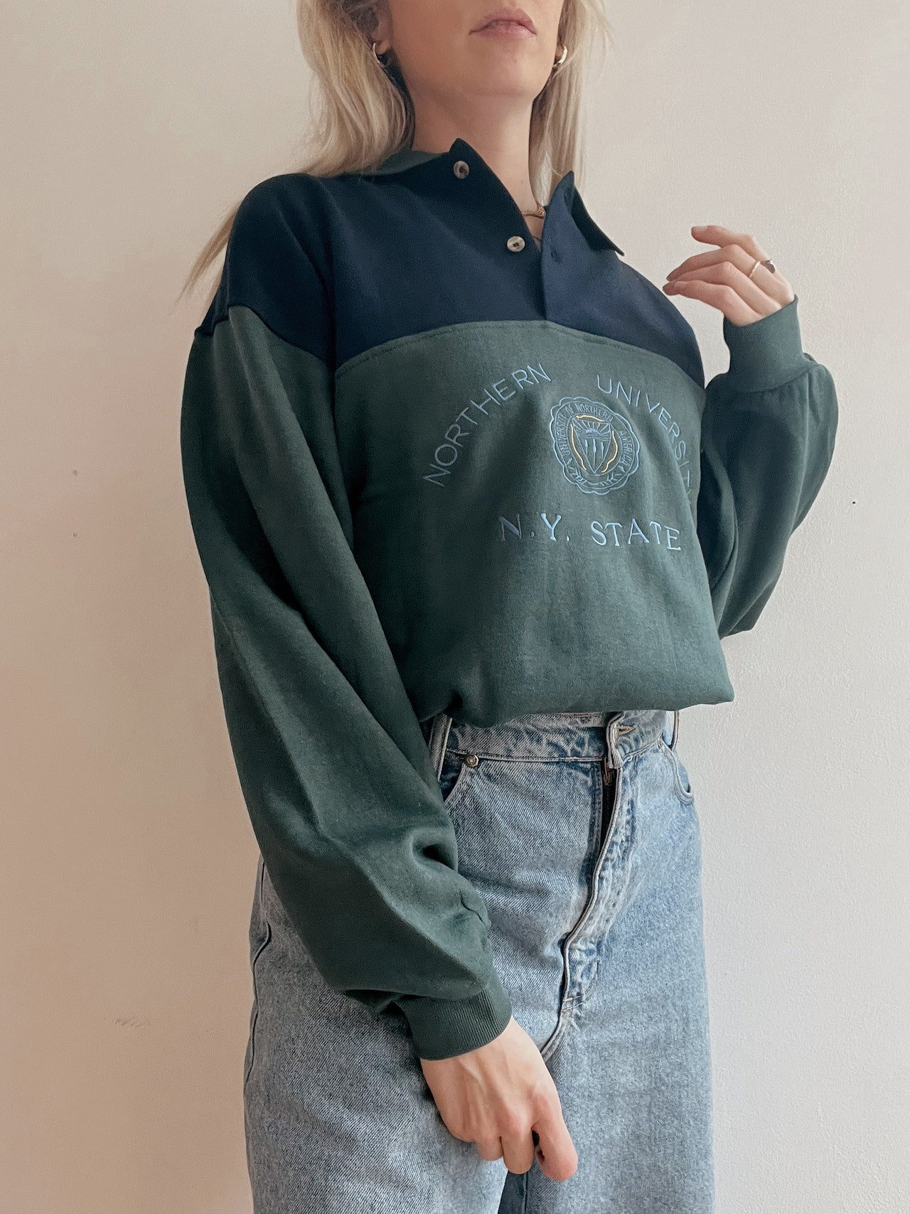 Pull vintage américain bleu et vert foncé brodé L