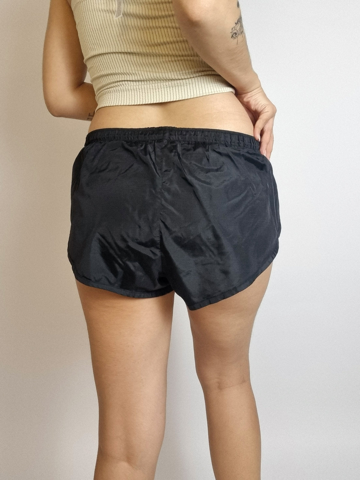 Mini Short vintage noir Nike S