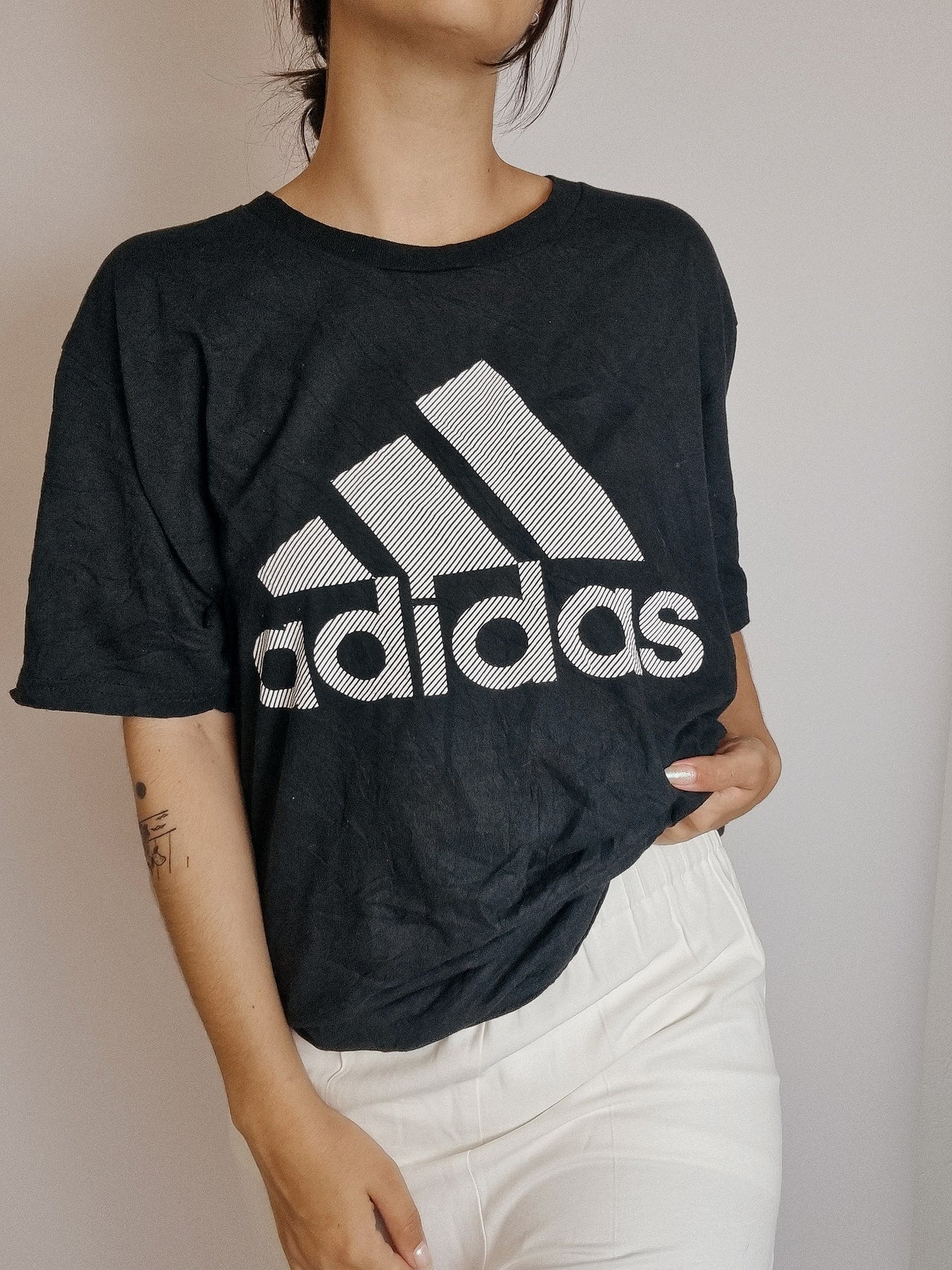 T-shirt vintage noir Adidas L