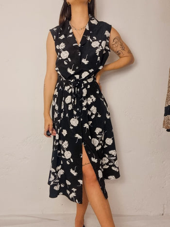 Robe vintage à fleurs noire et blanche