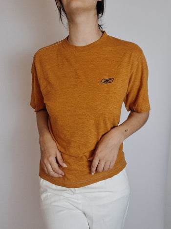 Reebok M Vintage orangefarbenes T-Shirt