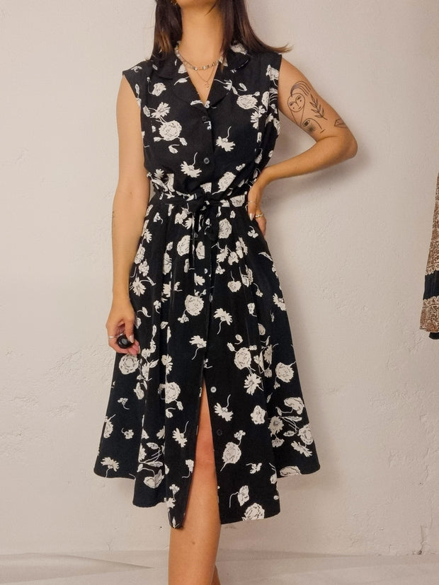 Robe vintage à fleurs noire et blanche