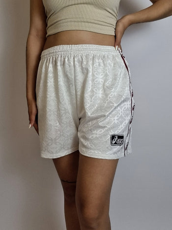 ASICS weiße Vintage-Shorts