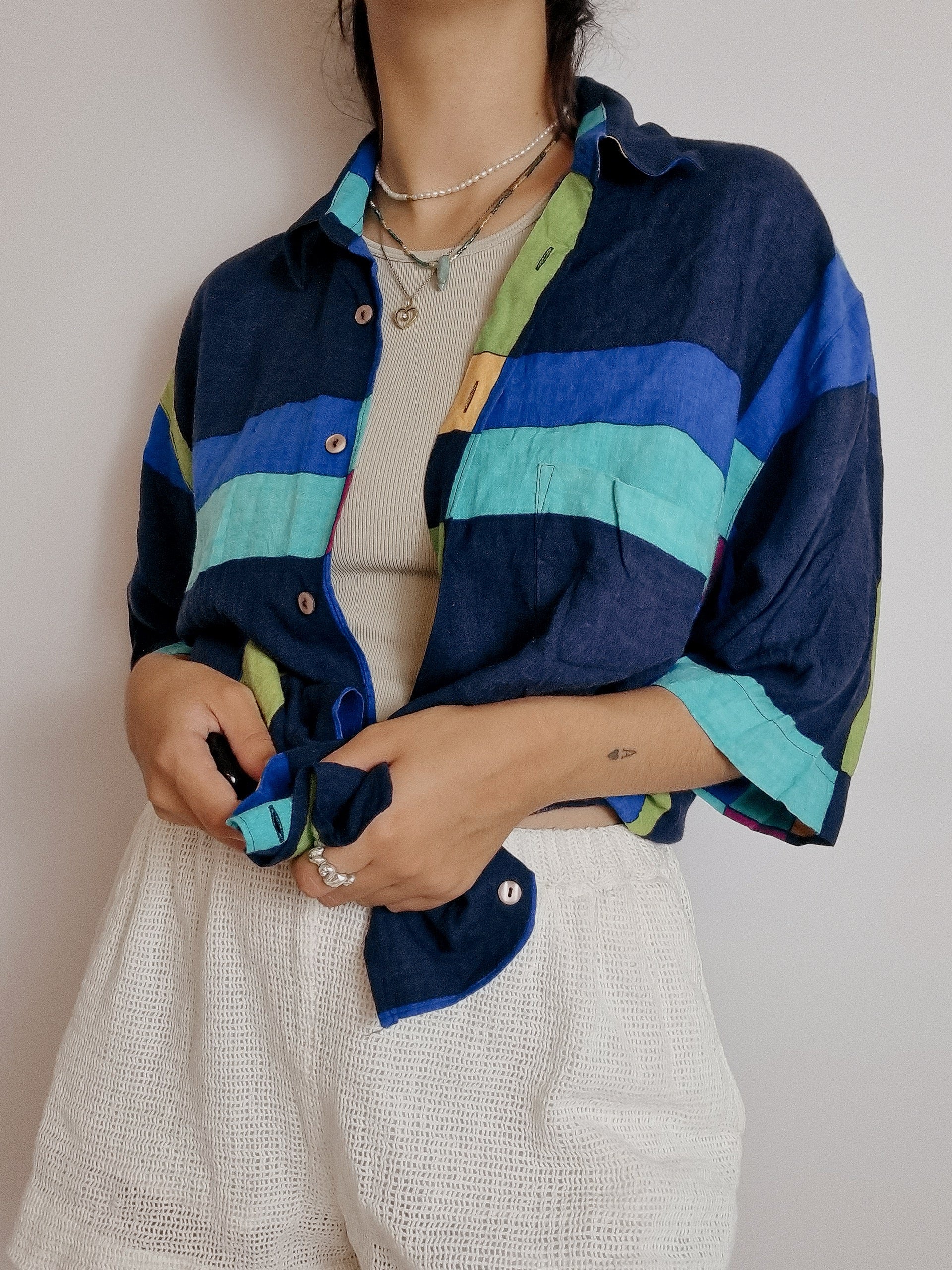 Chemise vintage 80’s 90’s bleue à motifs L