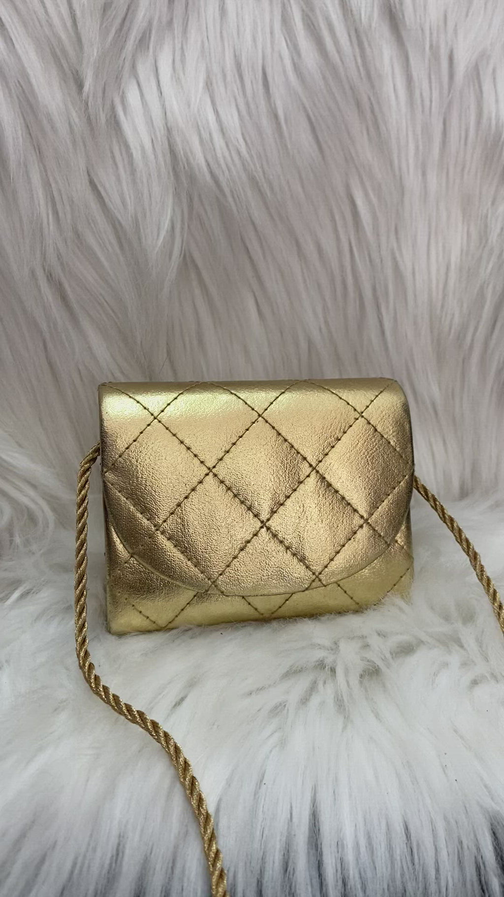 Mini goldene Tasche 
