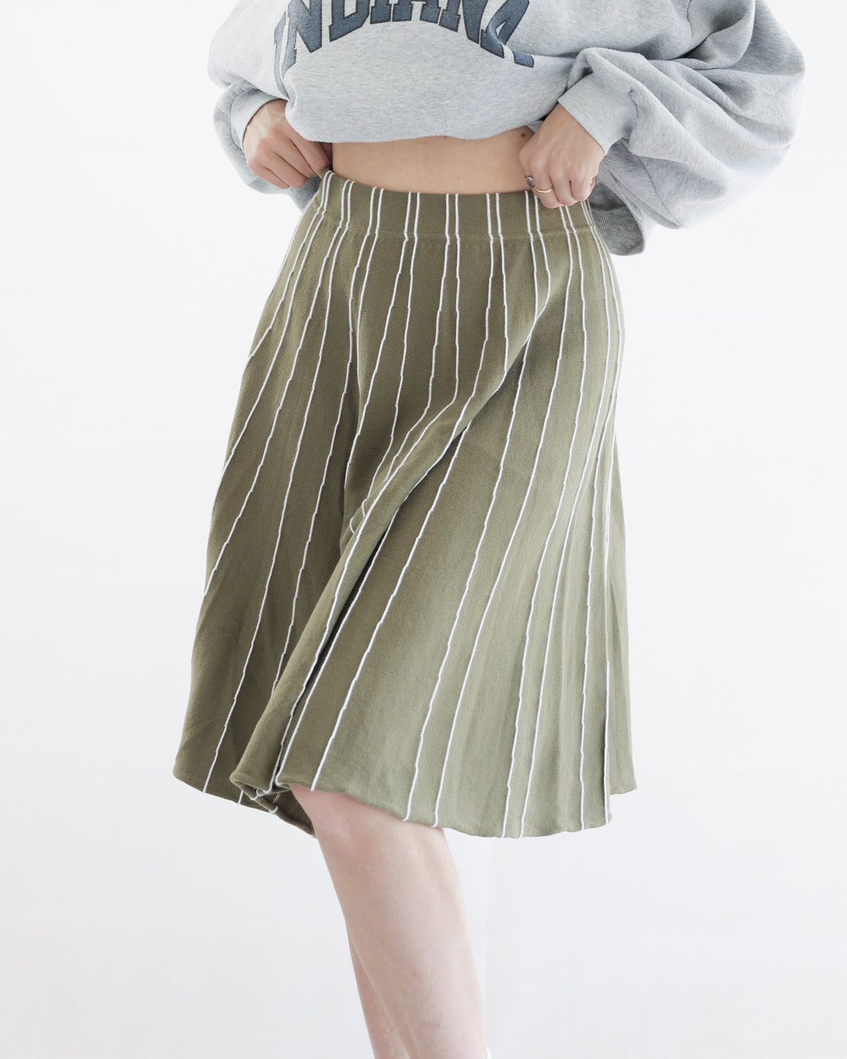 Jupe Vintage khaki à rayures blanches M