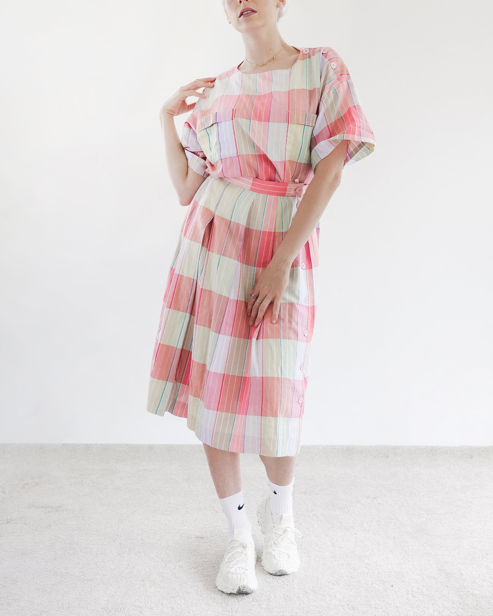Ensemble t-shirt/jupe pastel à carreaux