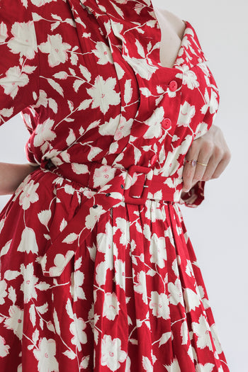 Vintage red dress with white flowers M/L