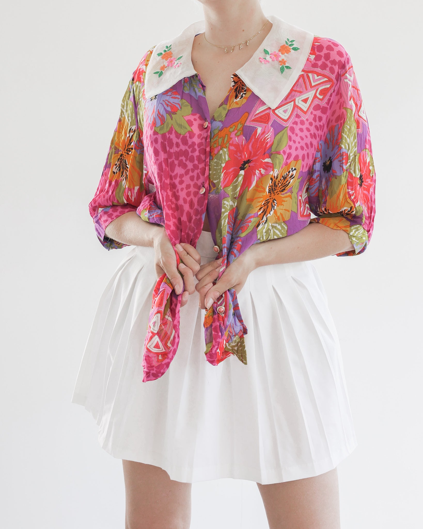 Chemisier en soie 80s/90s à motifs colorés col transparent M