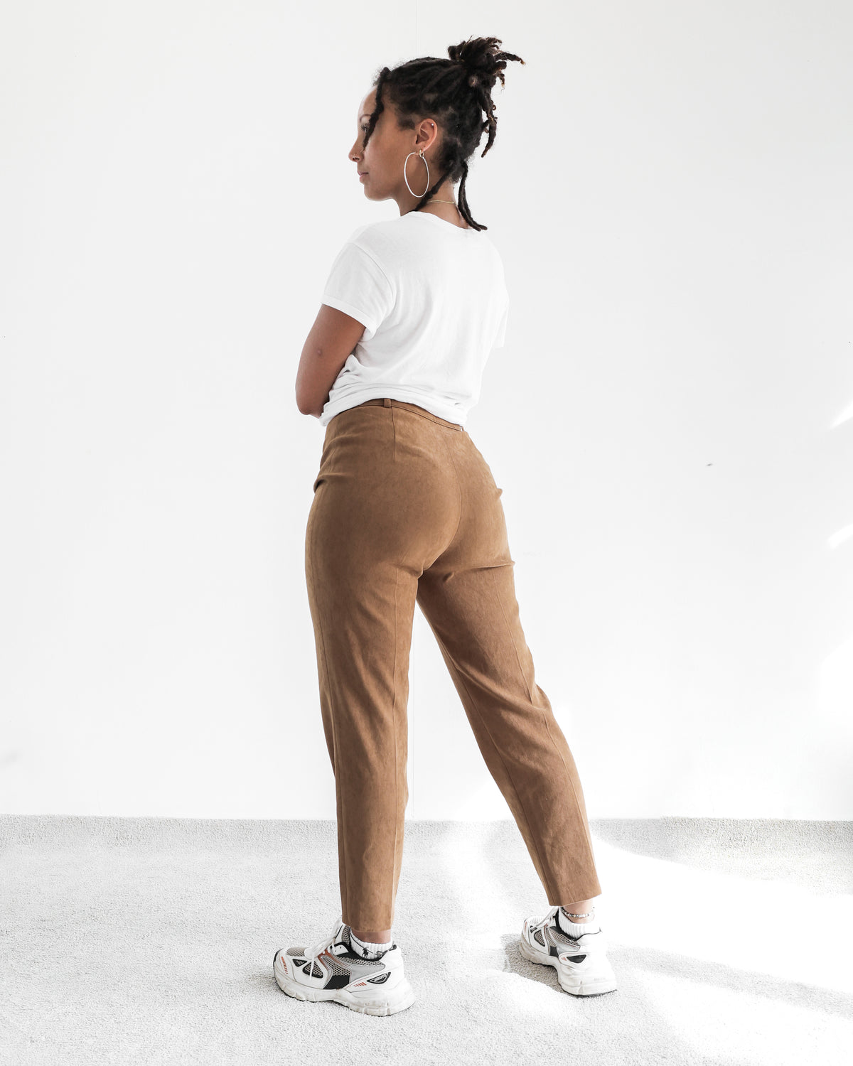 Pantalon en daim camel 34/36 EUR