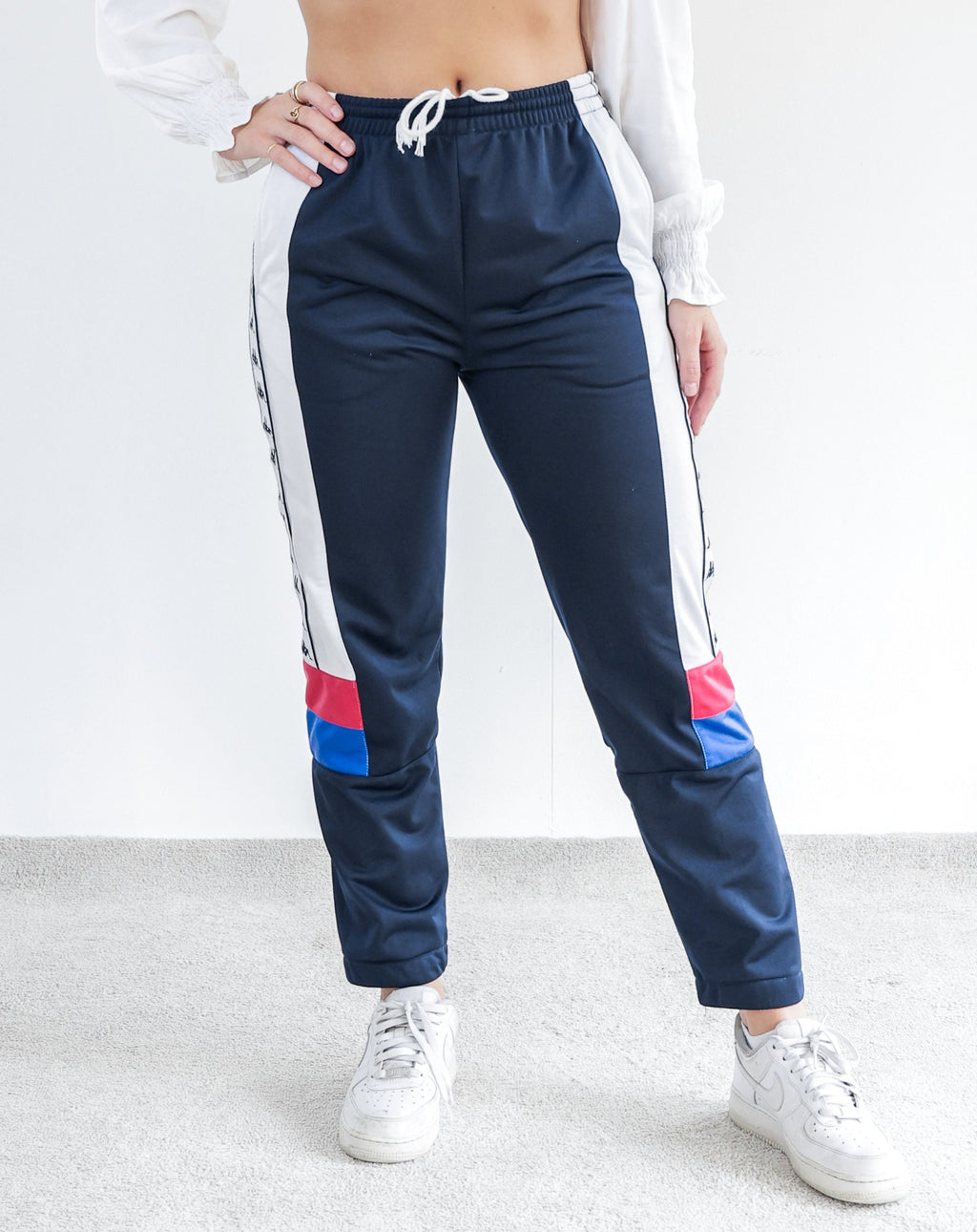 Marineblaue Jogginghose von Kappa mit Seitenbändern M