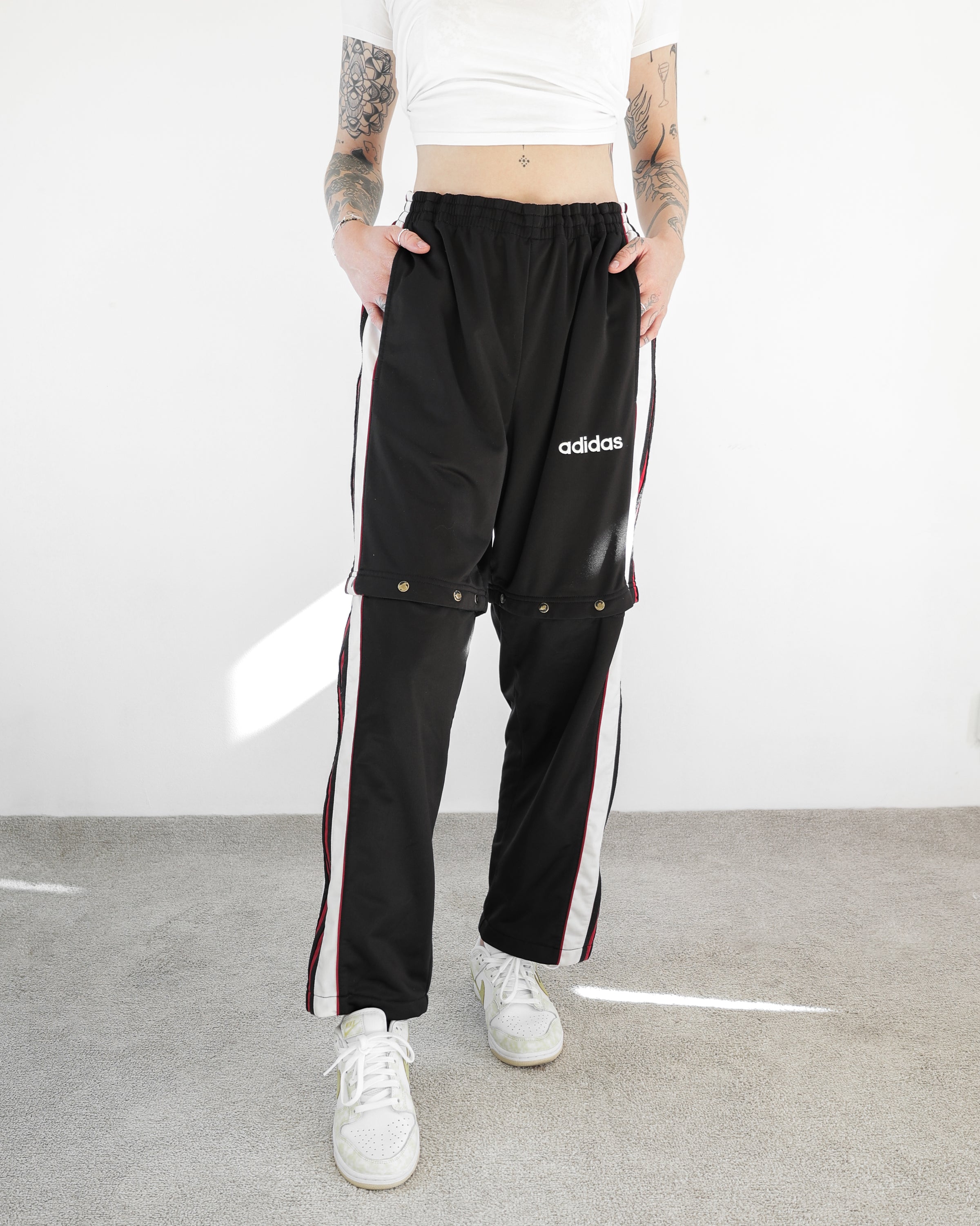 Adidas Jogginghose/Shorts schwarz weiß rot XL