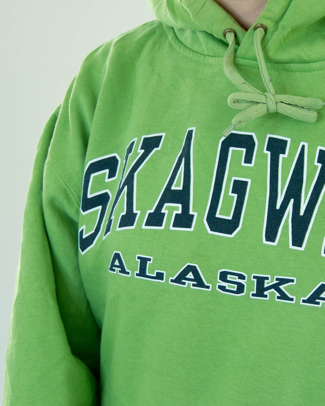 Green USA sweater"Skagway Alaska"XL