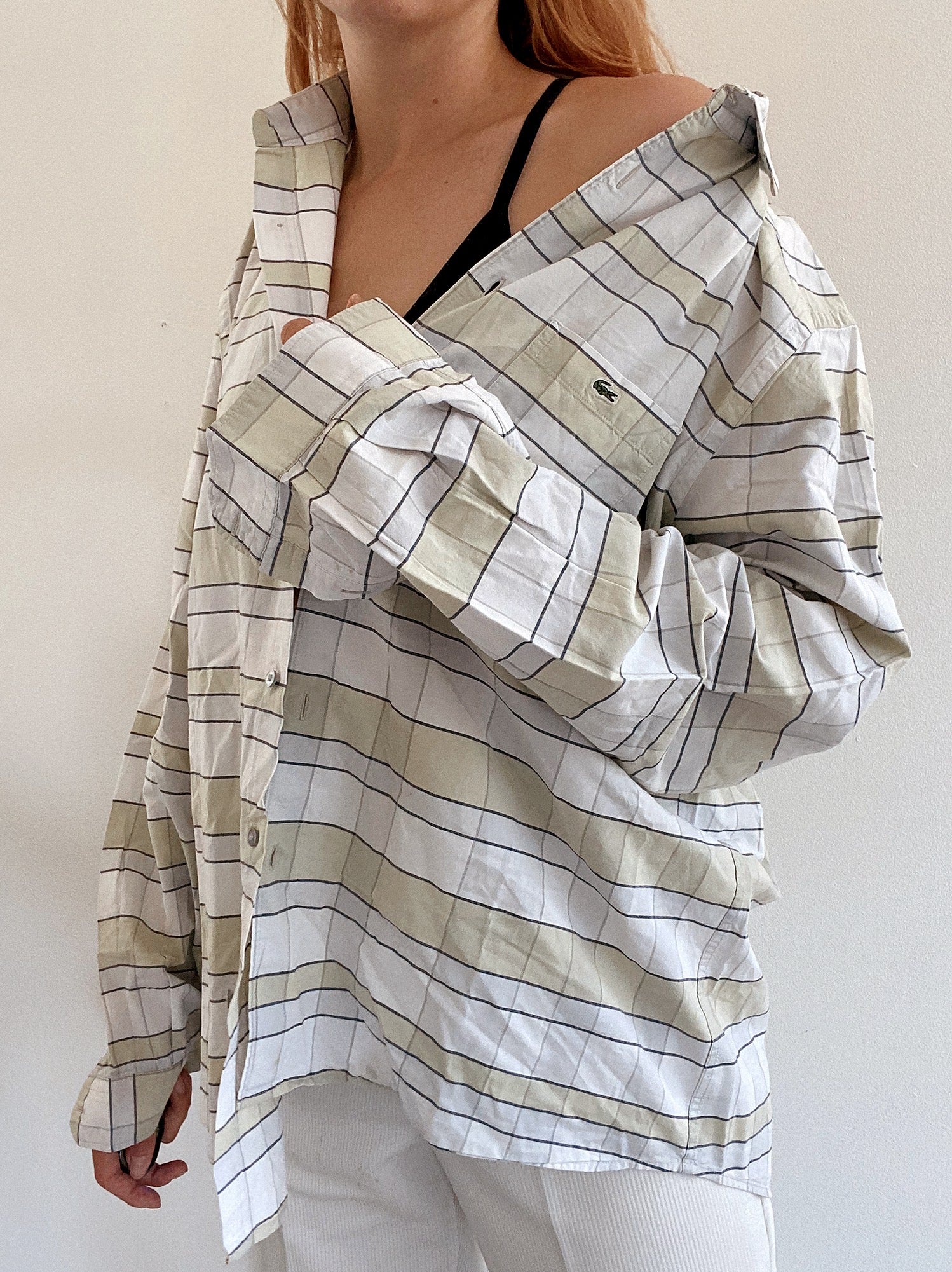 Weißes Vintage-Lacoste-Hemd mit beigen Karos 