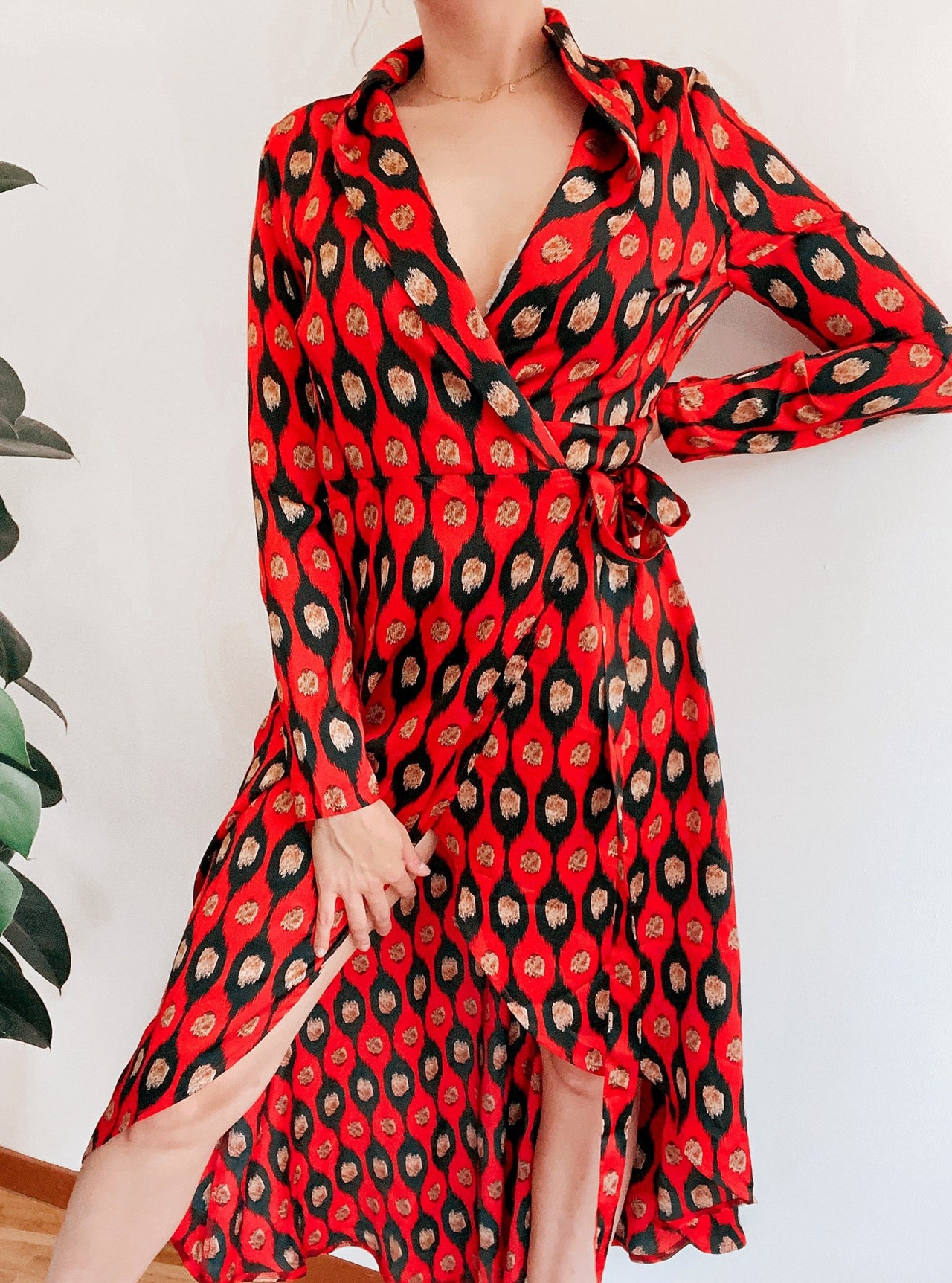 Robe rouge et noire à motifs S