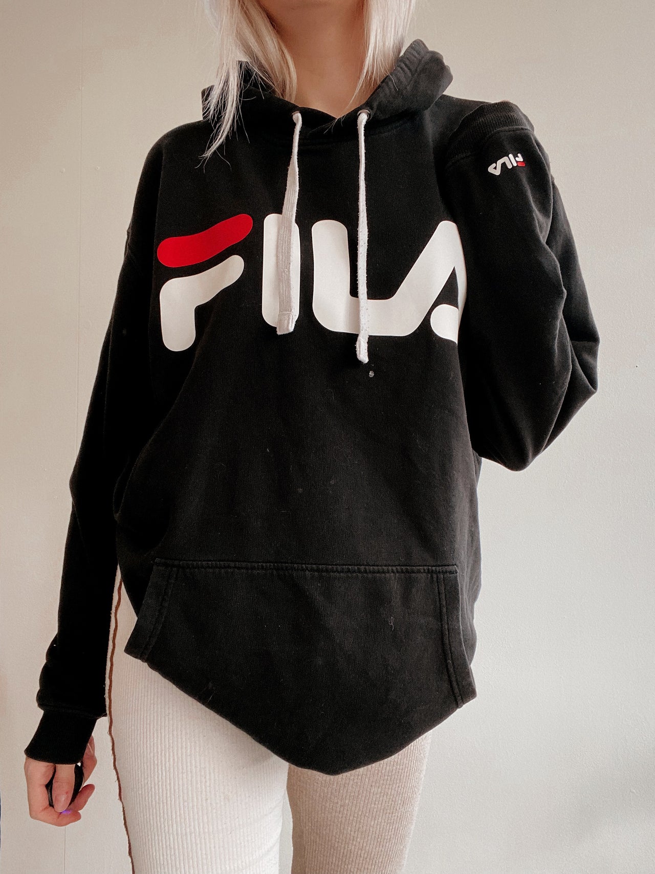 Pull Fila noir à capuche L