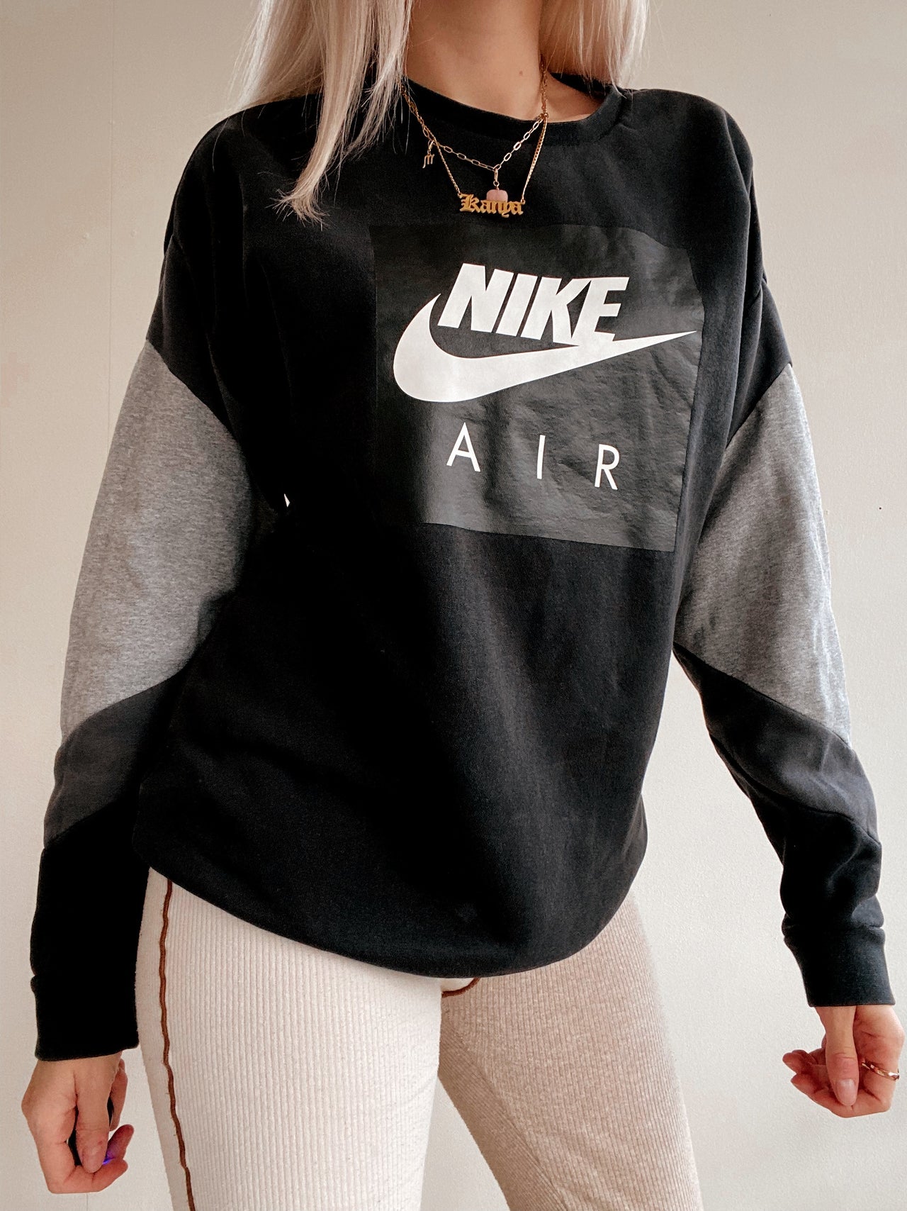 Pull noir et gris Nike Air M