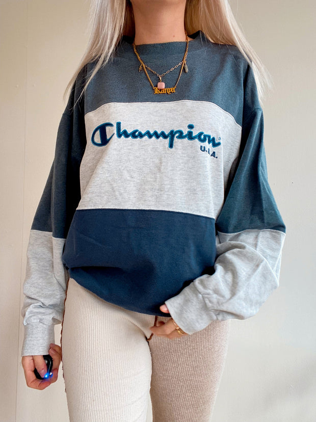 Marineblauer/grauer Champion-XL-Pullover