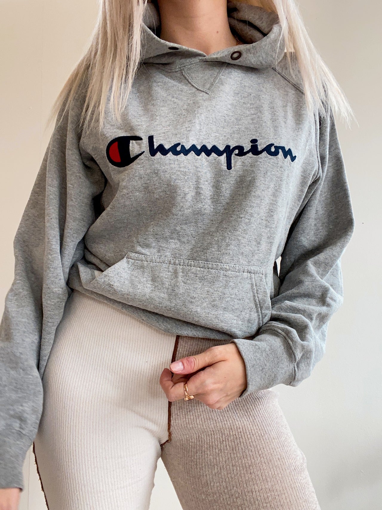 Pull gris à capuche Champion M