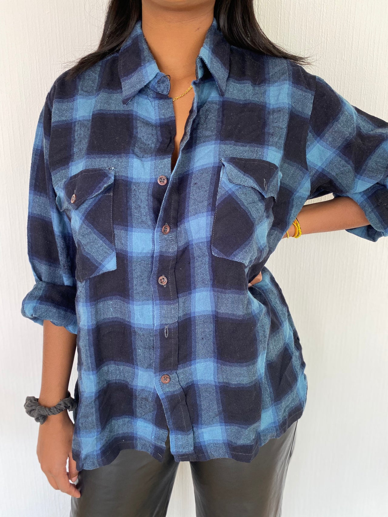 Vintage black/blue check shirt M/L