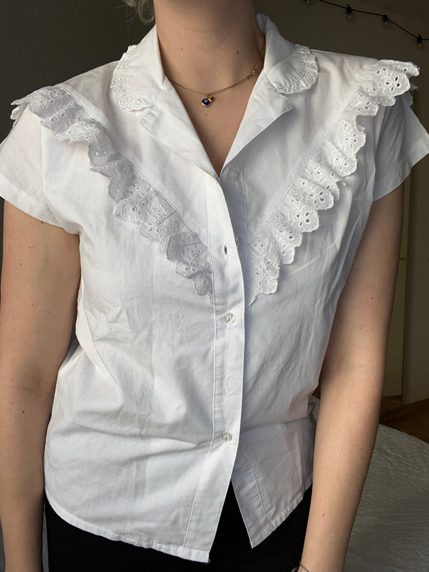 White short-sleeved blouse S/M