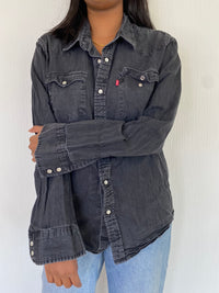 E.Chemise en jeans Levi's grise/boutons en métal L