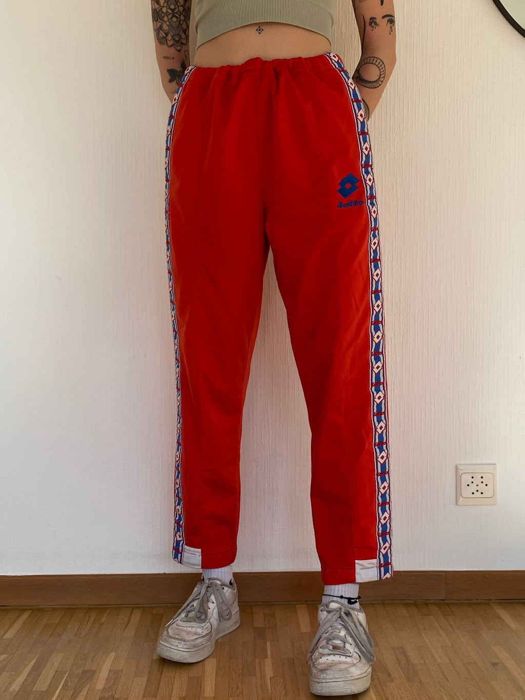 Rote Jogginghose Lotto S