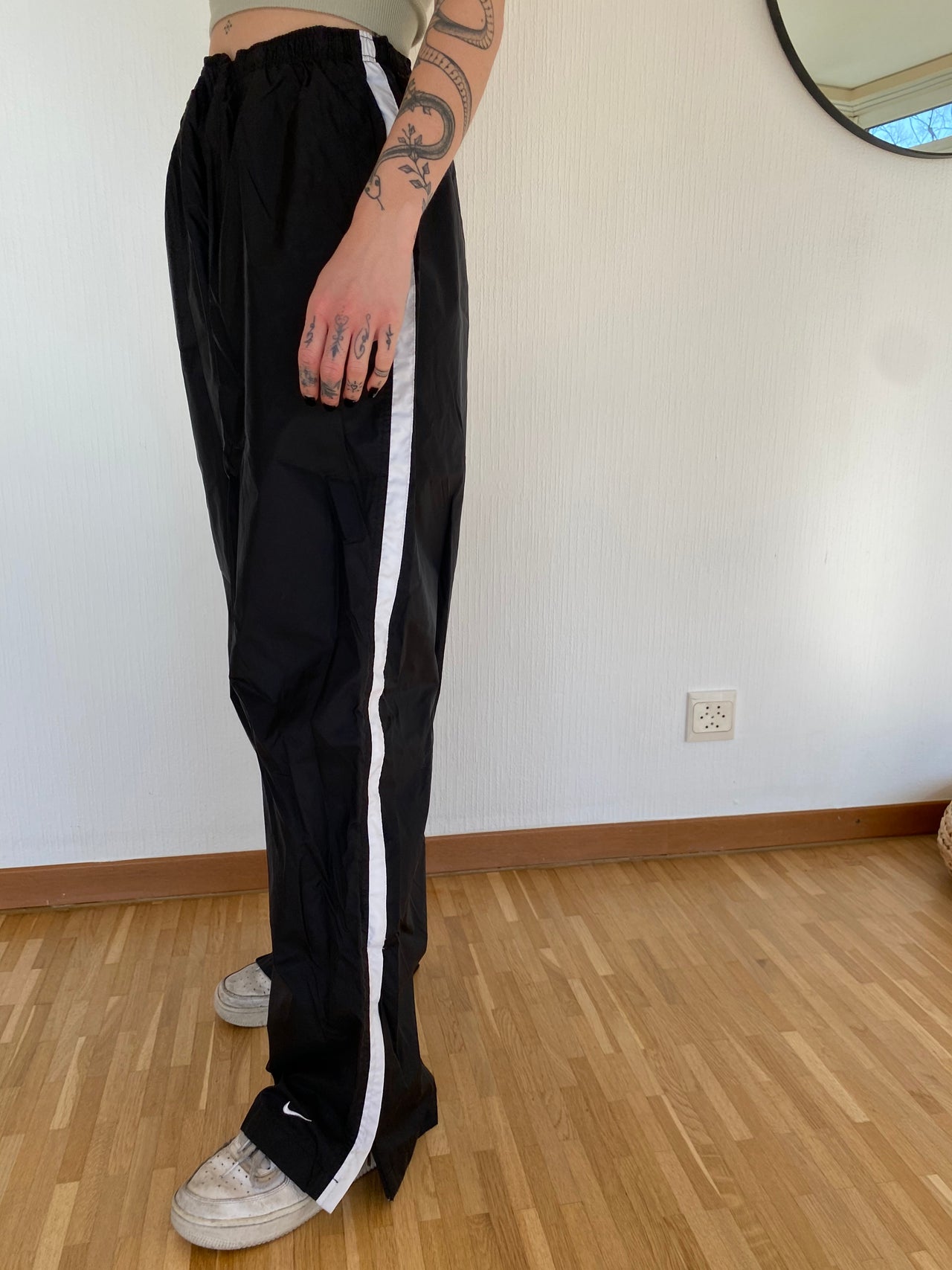 Pantalon jogging noir/bandes blanches Nike XL