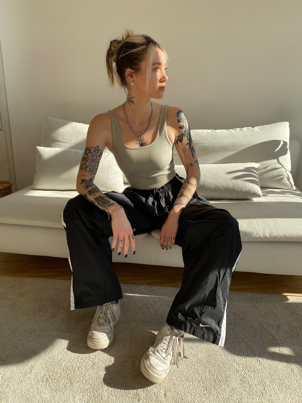 Pantalon jogging noir/bandes blanches Nike XL