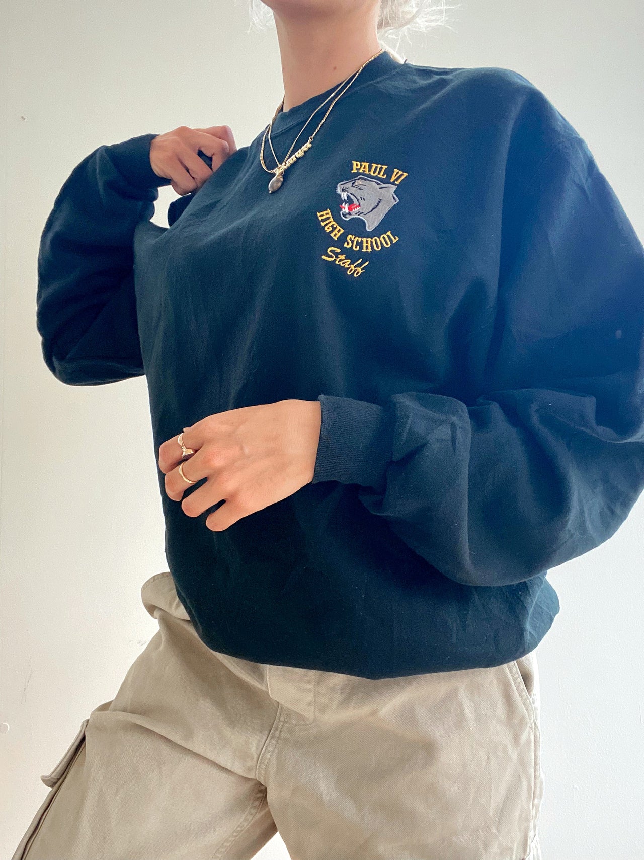 Pull USA vintage noir brodé High School L