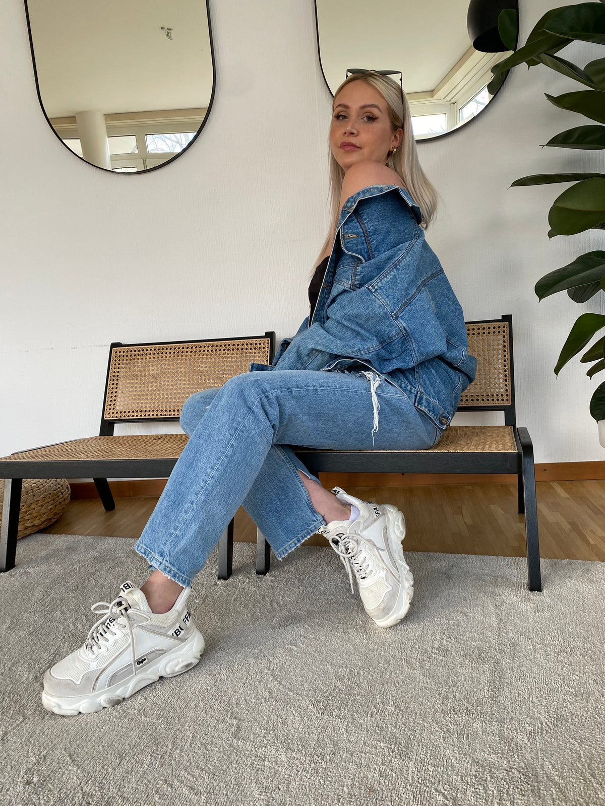 Vintage Light Blue Denim Jacket M