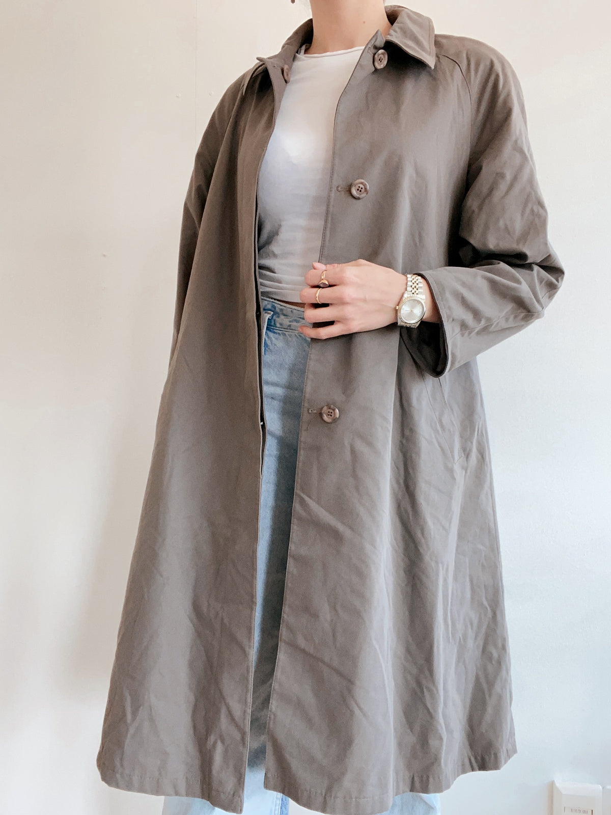 Übergroßer doppelseitiger taupefarbener Trenchcoat L