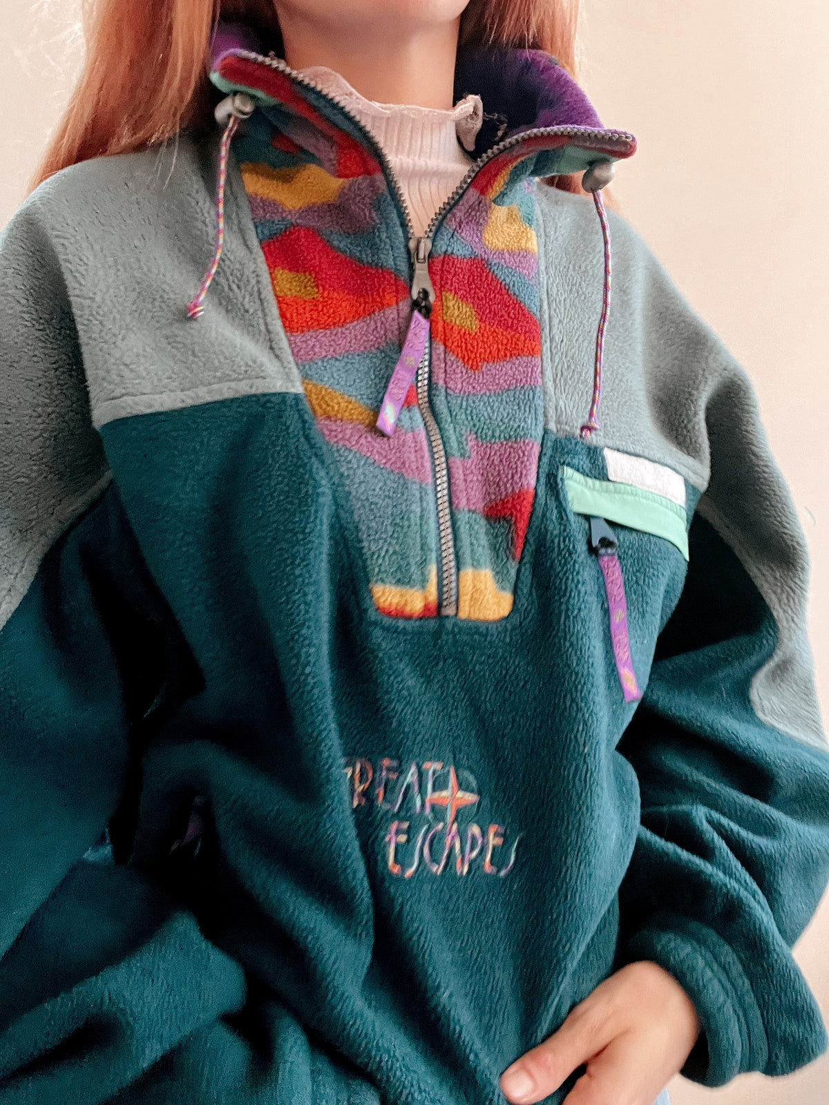 Pull polaire vintage vert et multicolore L