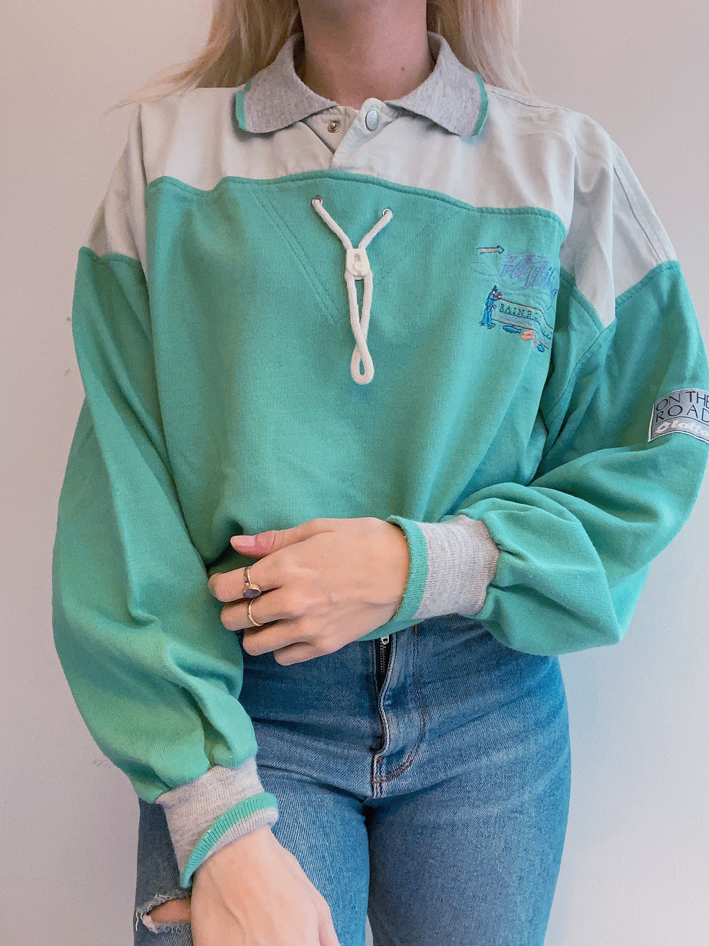 Pull vintage vert d'eau et gris brodé Lotto M