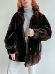 Manteau en fausse fourrure brune oversized
