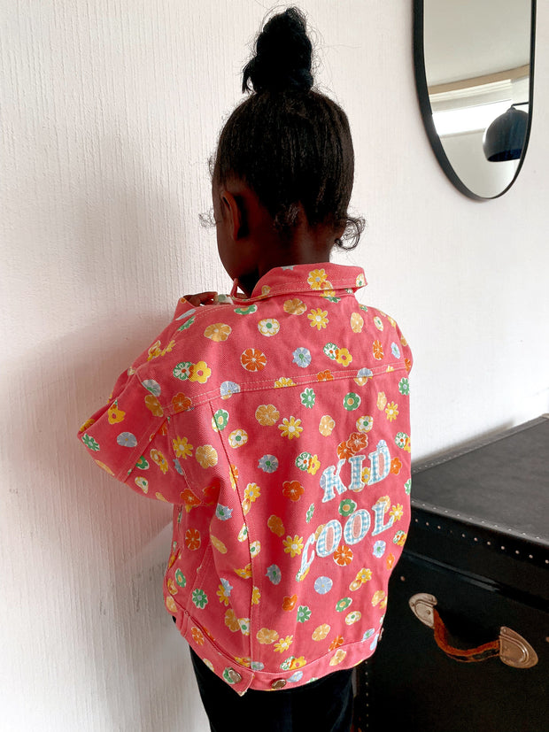 Veste en jeans rose à fleurs M 5-6 ans