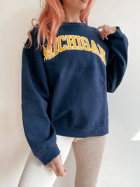 White and blue jacket with orange collar Adidas XL