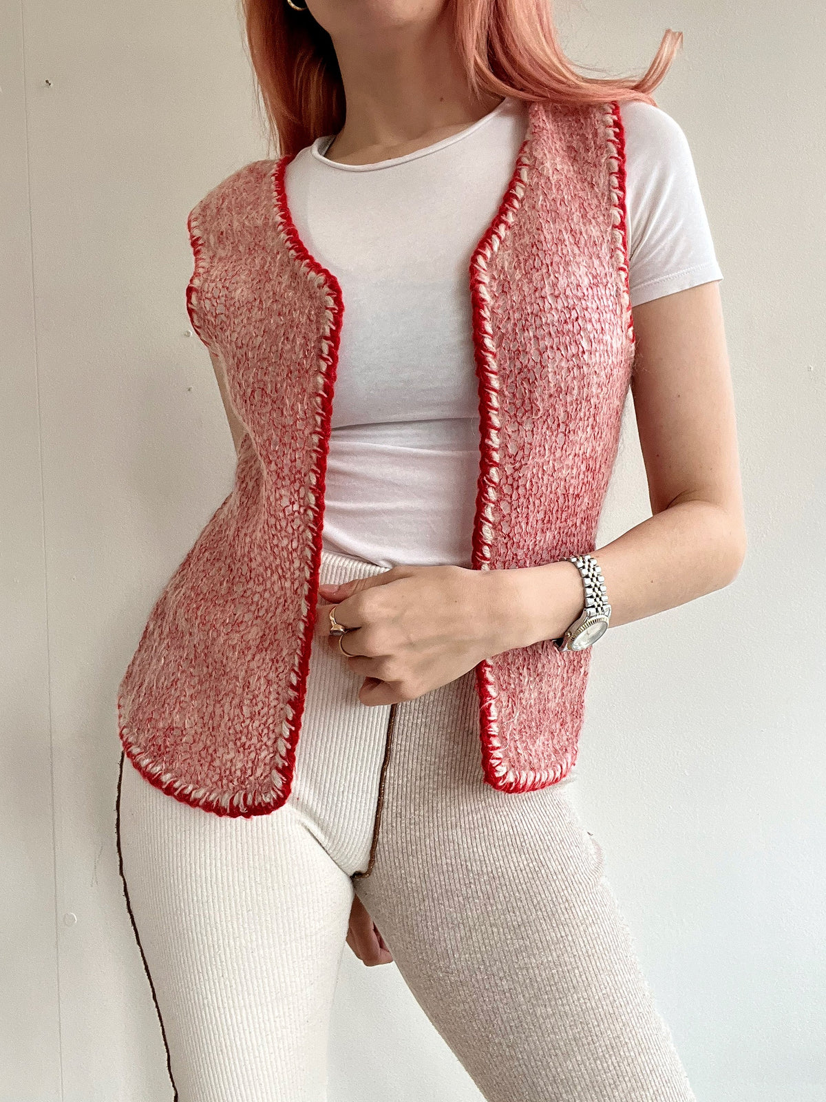 Gilet vintage sans manche en maille rouge transparent