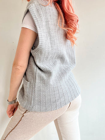 Gilet vintage sans manche en maille gris clair