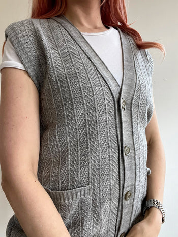 Gilet vintage sans manche en maille gris clair