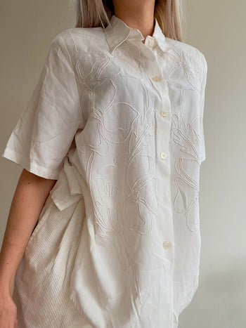 Vintage 80/90s beige shirt with XL patterns