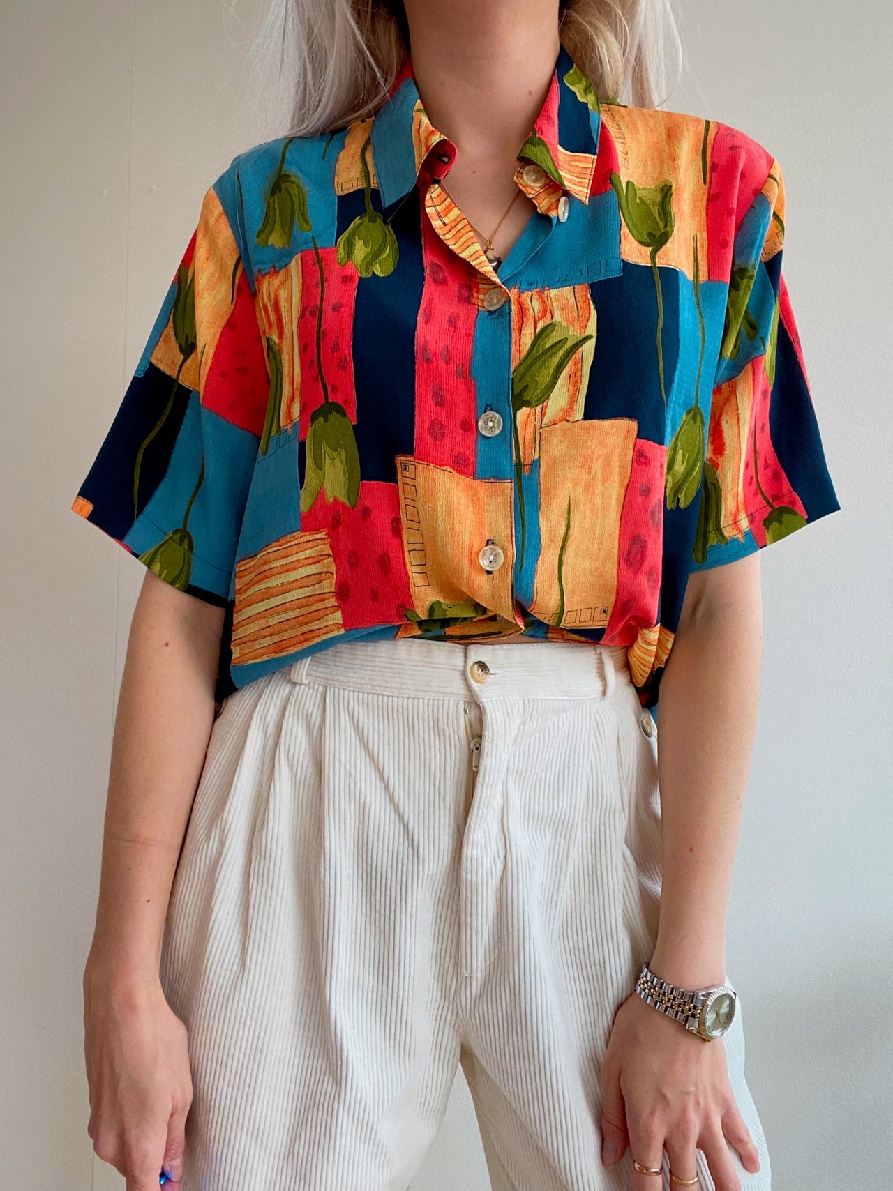 Vintage 80/90s beige shirt with XL patterns