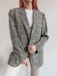 White and blue jacket with orange collar Adidas XL