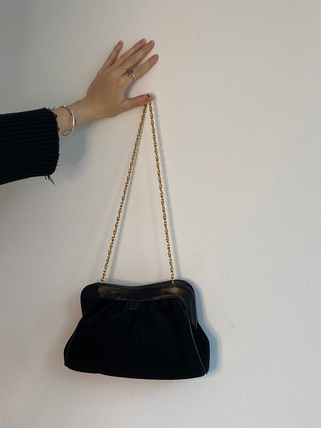 Sac à main Vintage noir avec chaîne dorée
