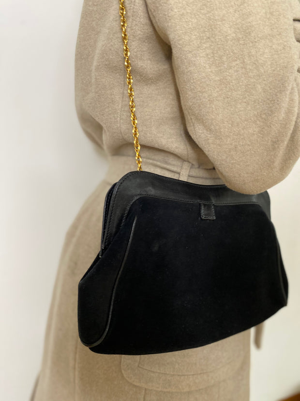 Vintage black handbag with golden chain
