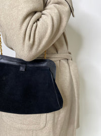 Sac à main Vintage noir avec chaîne dorée