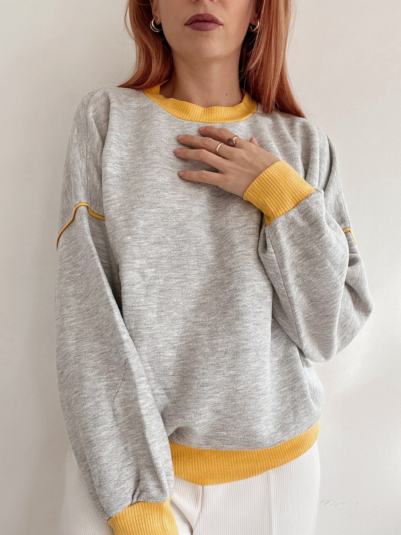 Pull vintage gris et jaune L